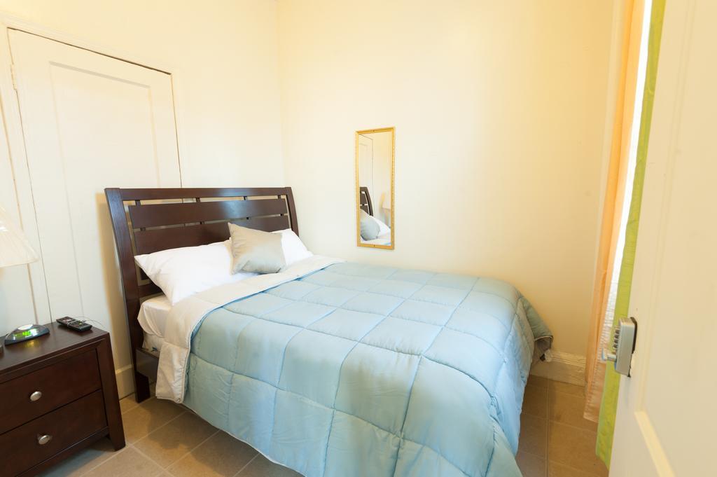 Studio And 1 Bedroom Apartments - Bronx Нью-Йорк Экстерьер фото